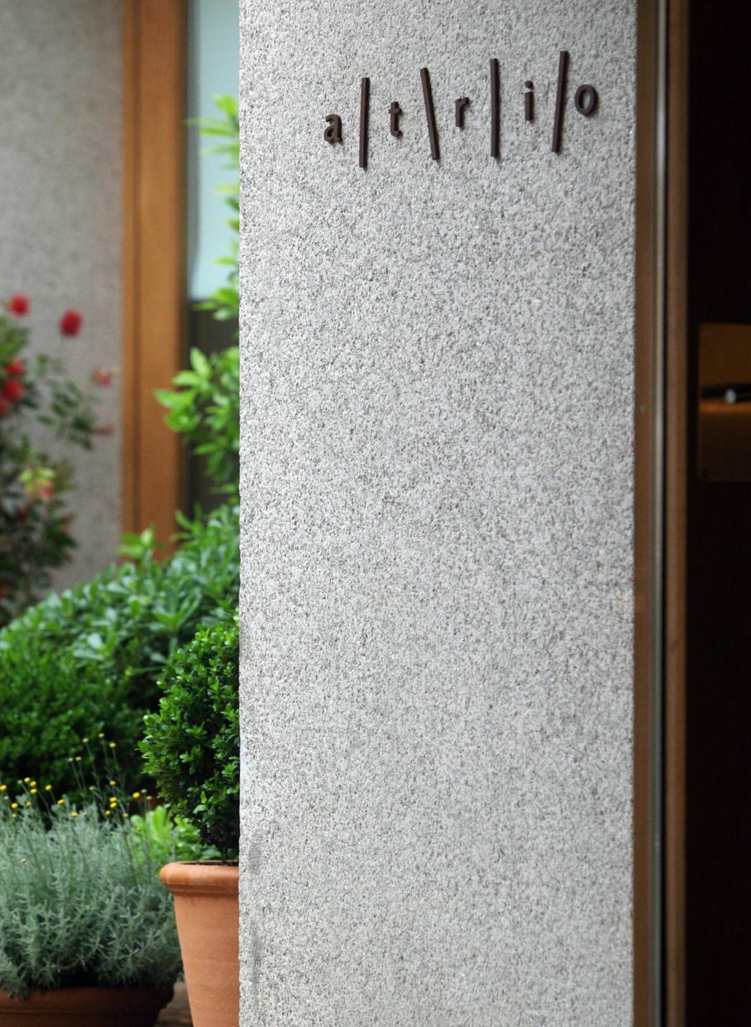 Atrio Hotell Caces Exteriör bild
