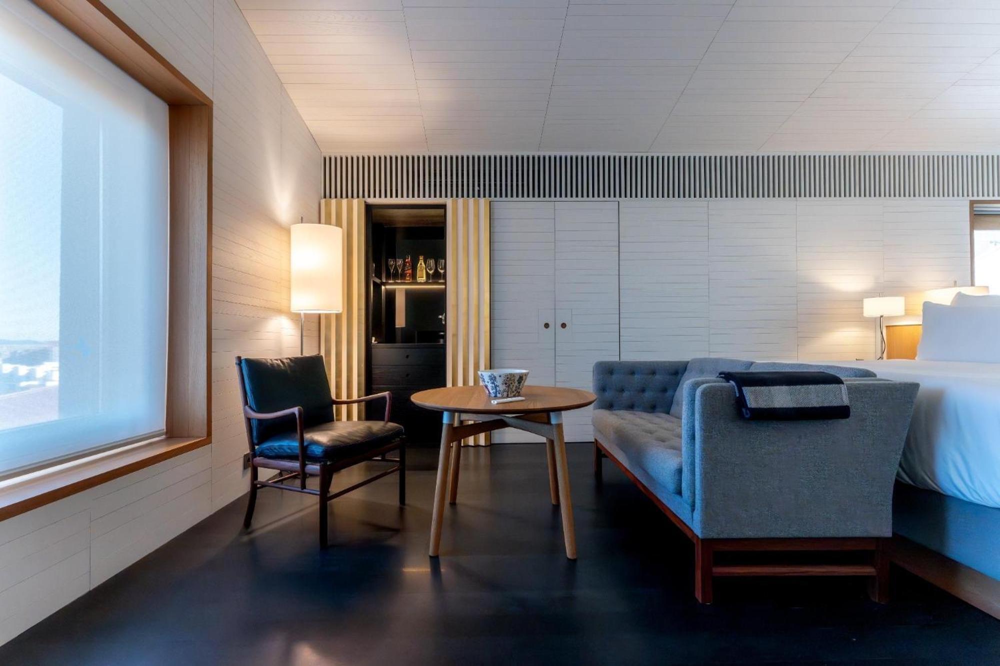 Atrio Hotell Caces Exteriör bild